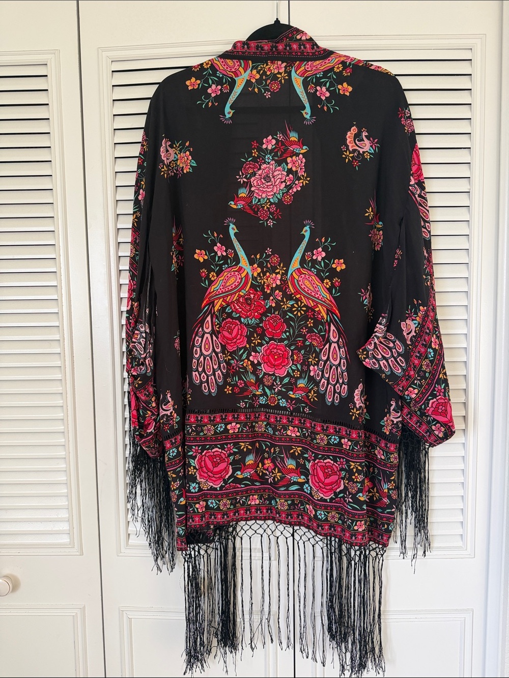 Spell hotel paradiso kimono